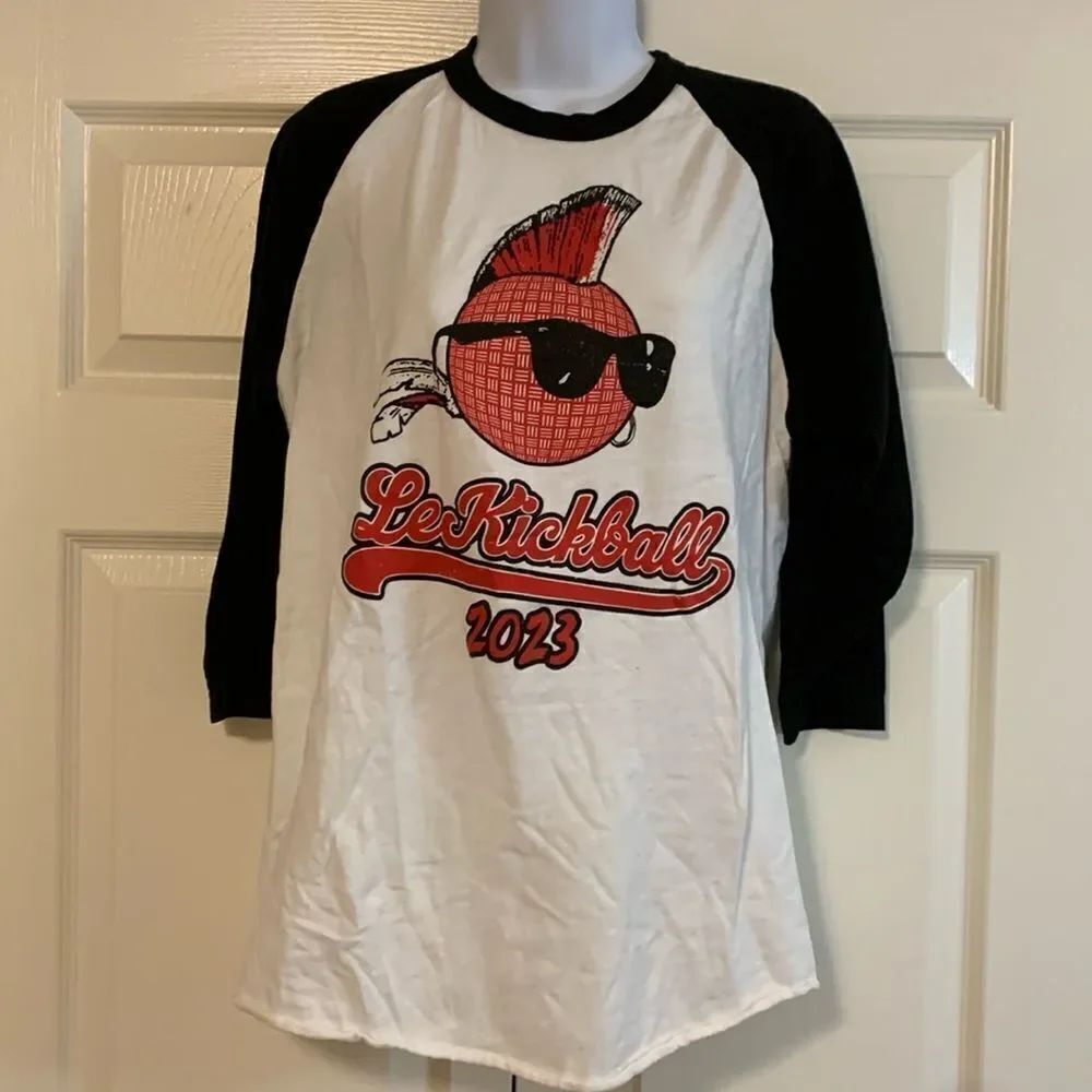 Baseball shirt, Le Kickball, ladies medium, 💯 cotton, like new
